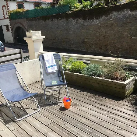 Ker Mary Lumineux 50 Metres De La Apartment